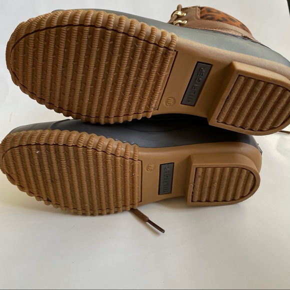 Tommy Hilfiger Reise leopard print high top duck rain boots 9 - Picture 11 of 14